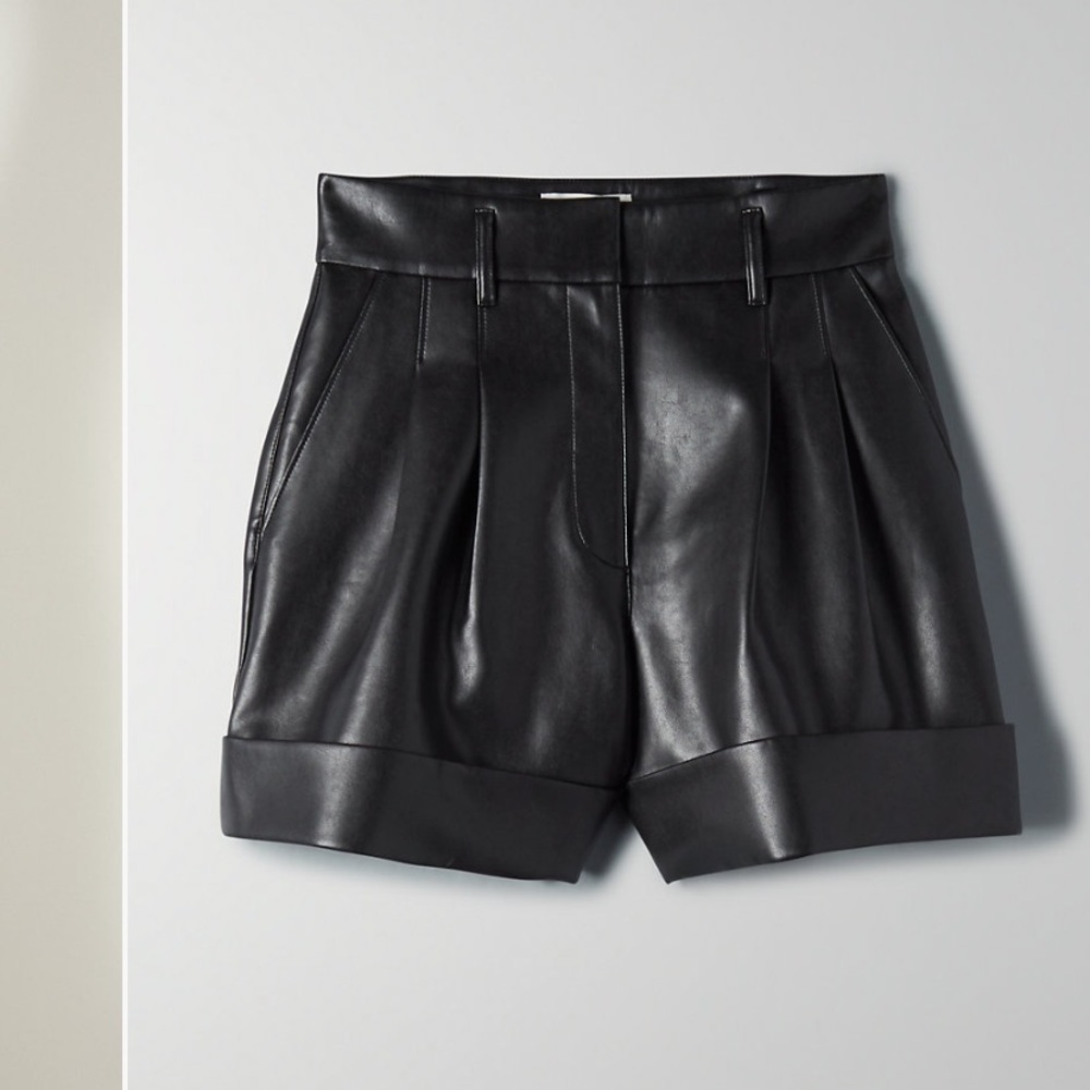 Wilfred labyrinth shorts